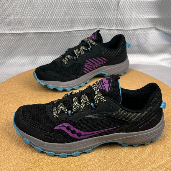 Saucony | Women’s Excursion TR15 Trail Shoes Black Purple | Size 9 - Picture 3 of 10